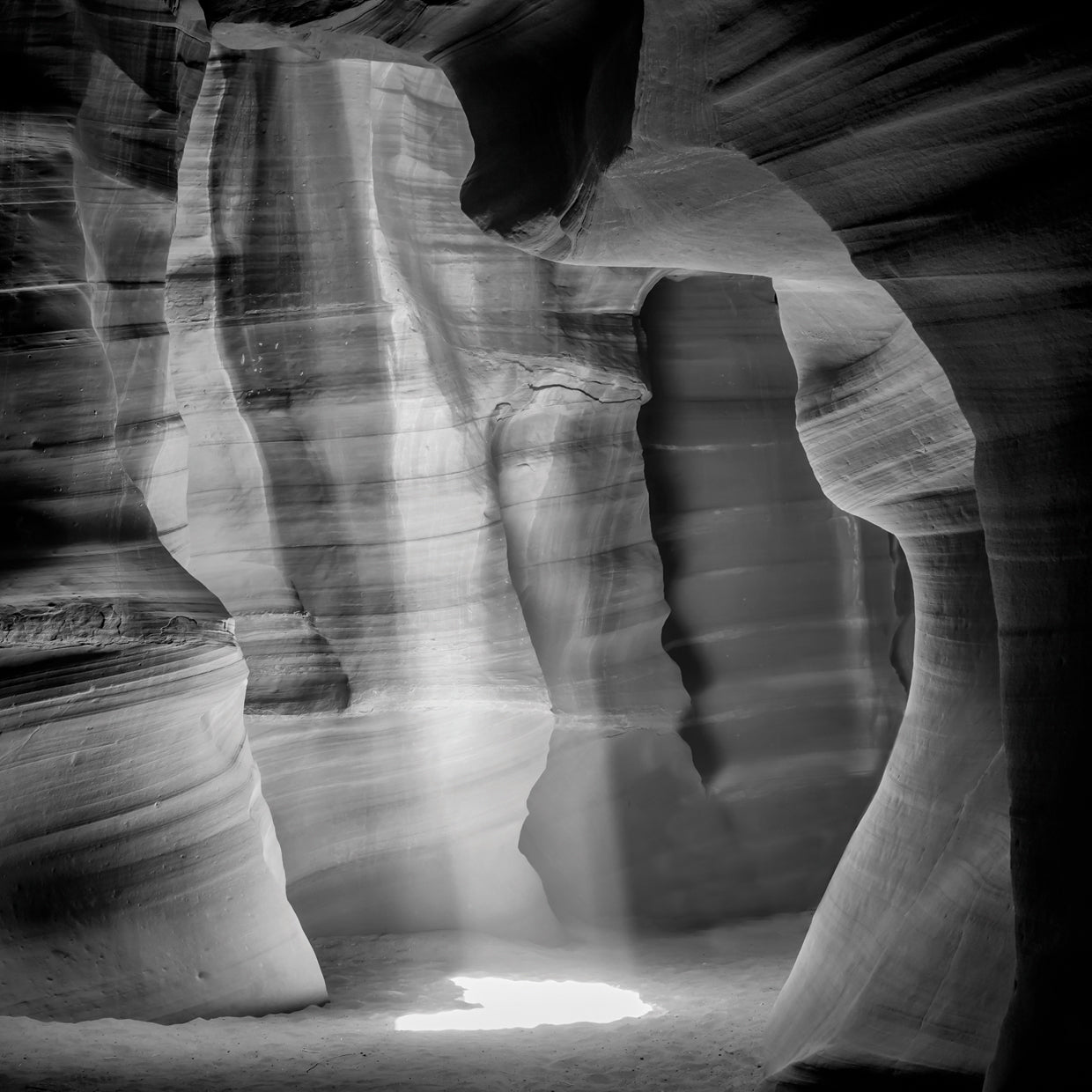 ANTELOPE CANYON Gorgeous Lightbeam