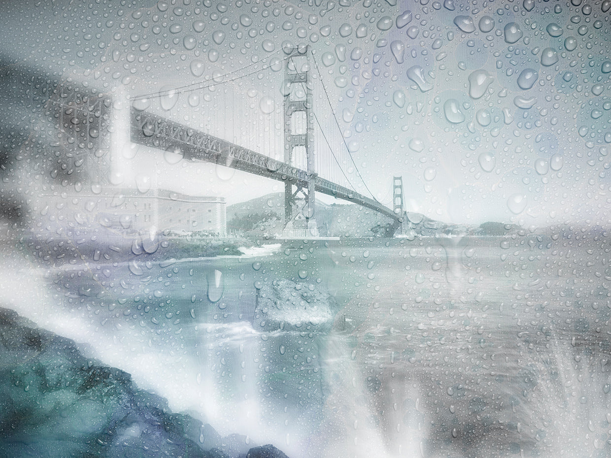 GOLDEN GATE BRIDGE Rainy Day | dreamy blue