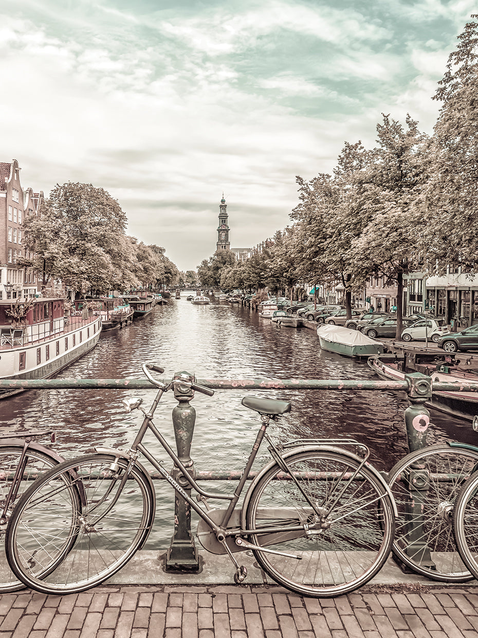 Typical Amsterdam | urban vintage style