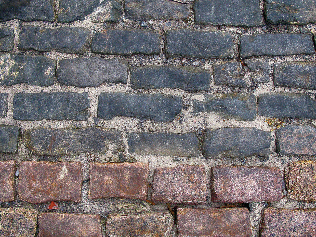 Old Montreal Bi-Color Cobblestone Street