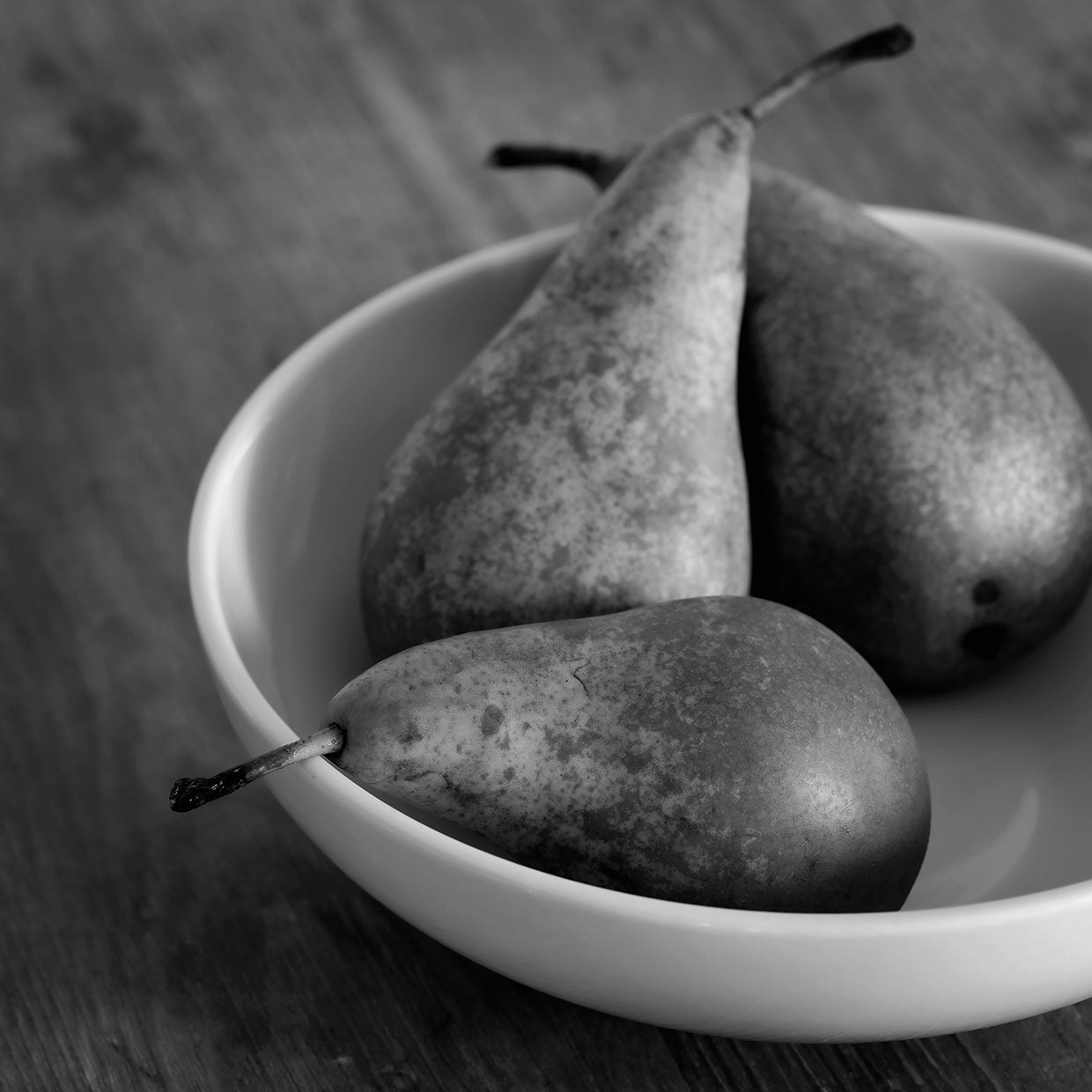 3 Pears in a Bowl BW