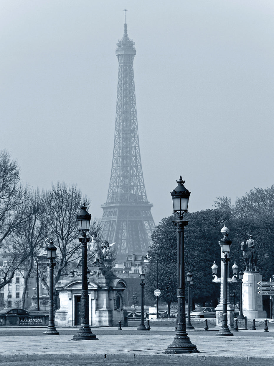 Las luces de París conducen a la Torre Eiffel Lienzo
