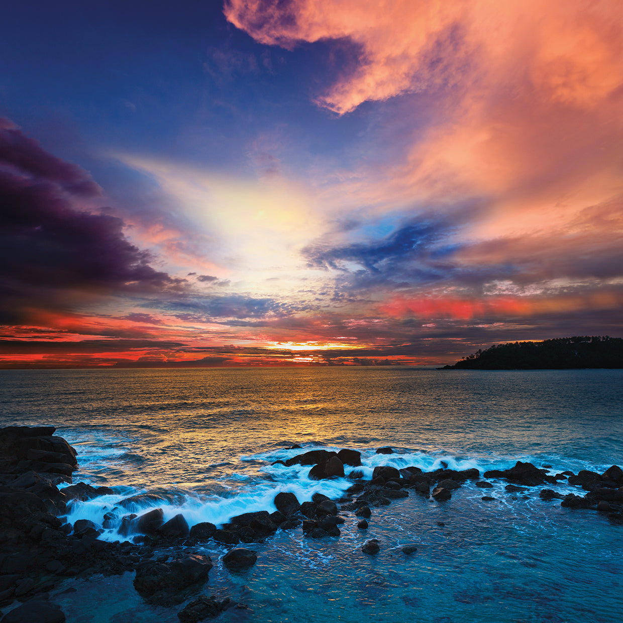 Glowing Teals Shoreline