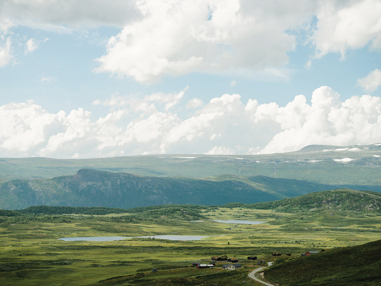 Cuadro en lienzo Noruega Green Valley