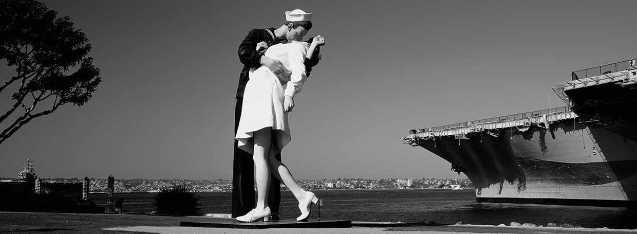 Escultura de marinero besándose Lienzo