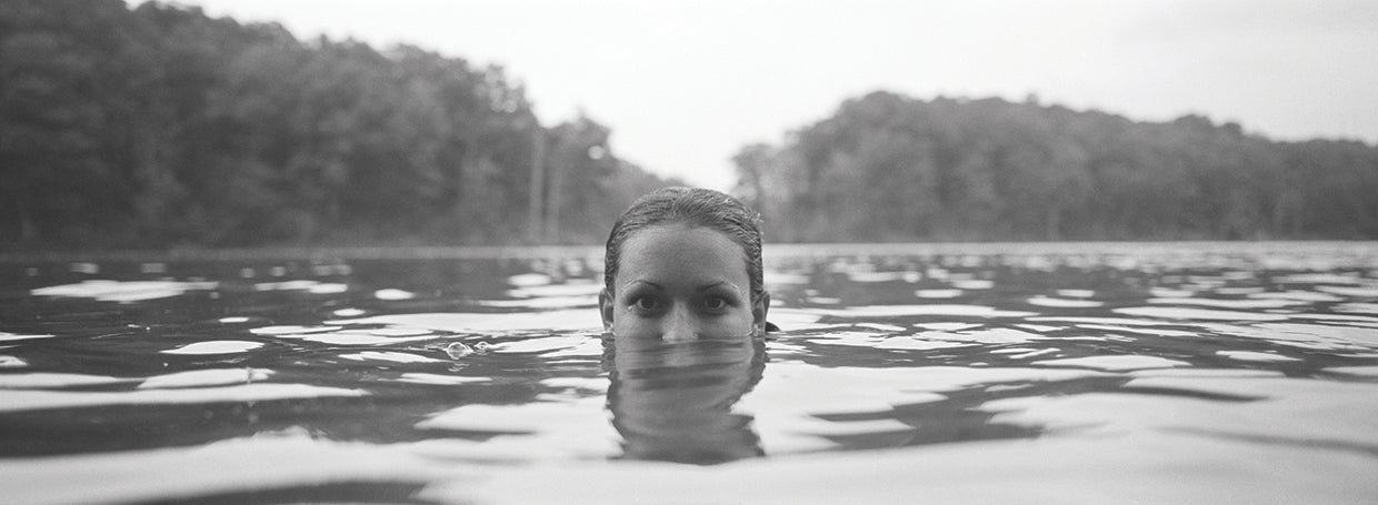 Dama en el lago Lienzo