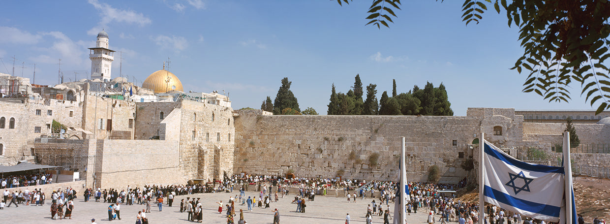 Prayers at Wailing Wall