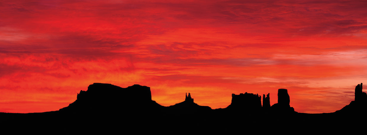 Valle del monumento de los cielos rojos Lienzo
