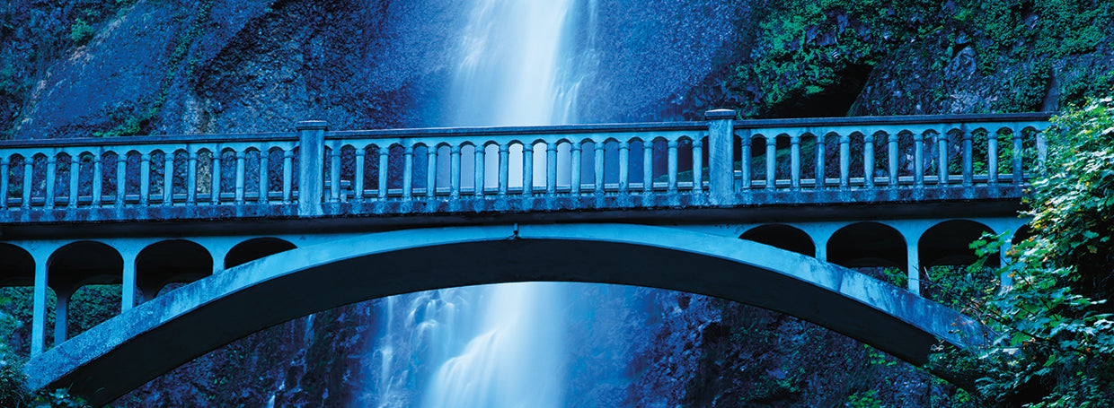 Pasarela por Multnomah Falls Lienzo