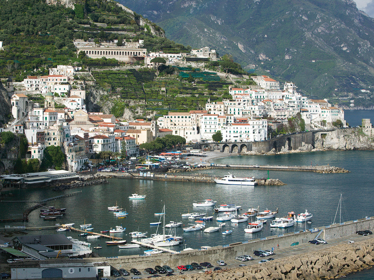 Barcos a lo largo de la costa de Amalfi Lienzo