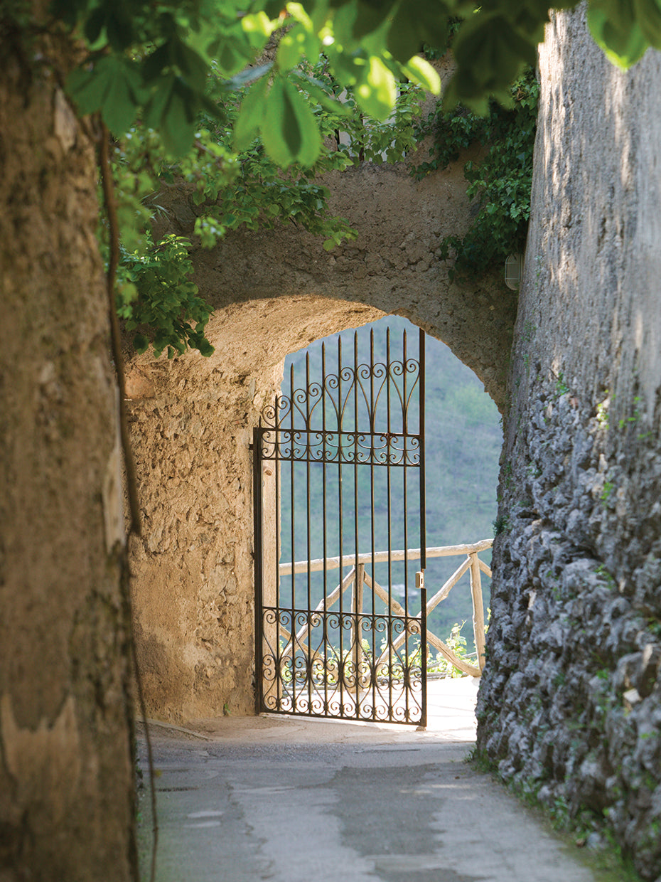 Villa Gate, Italy