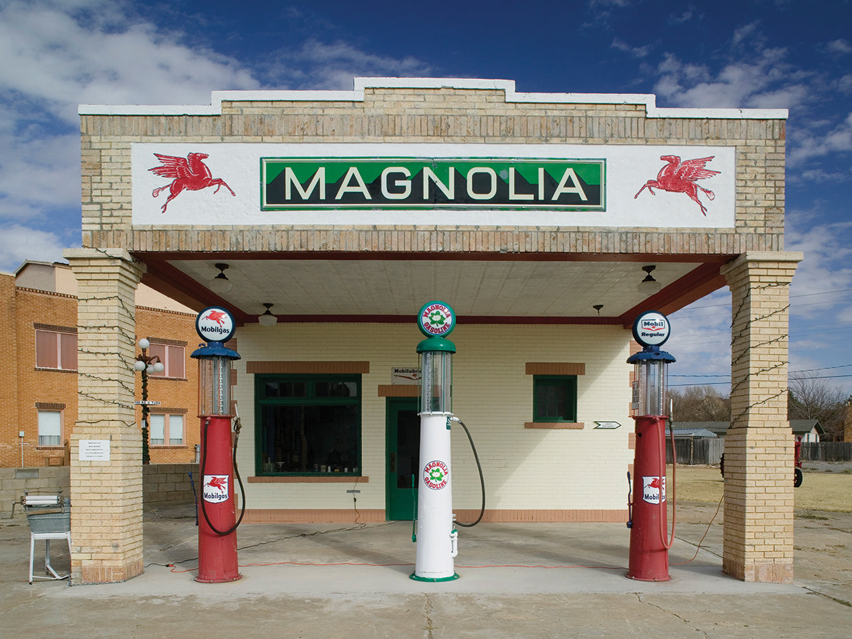 Shamrock Vintage Gas Station