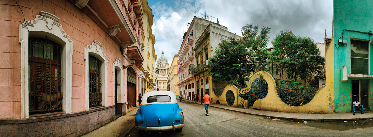 Car Near El Capitolo