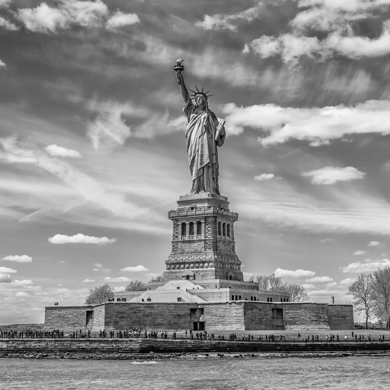 NEW YORK CITY Statue of Liberty