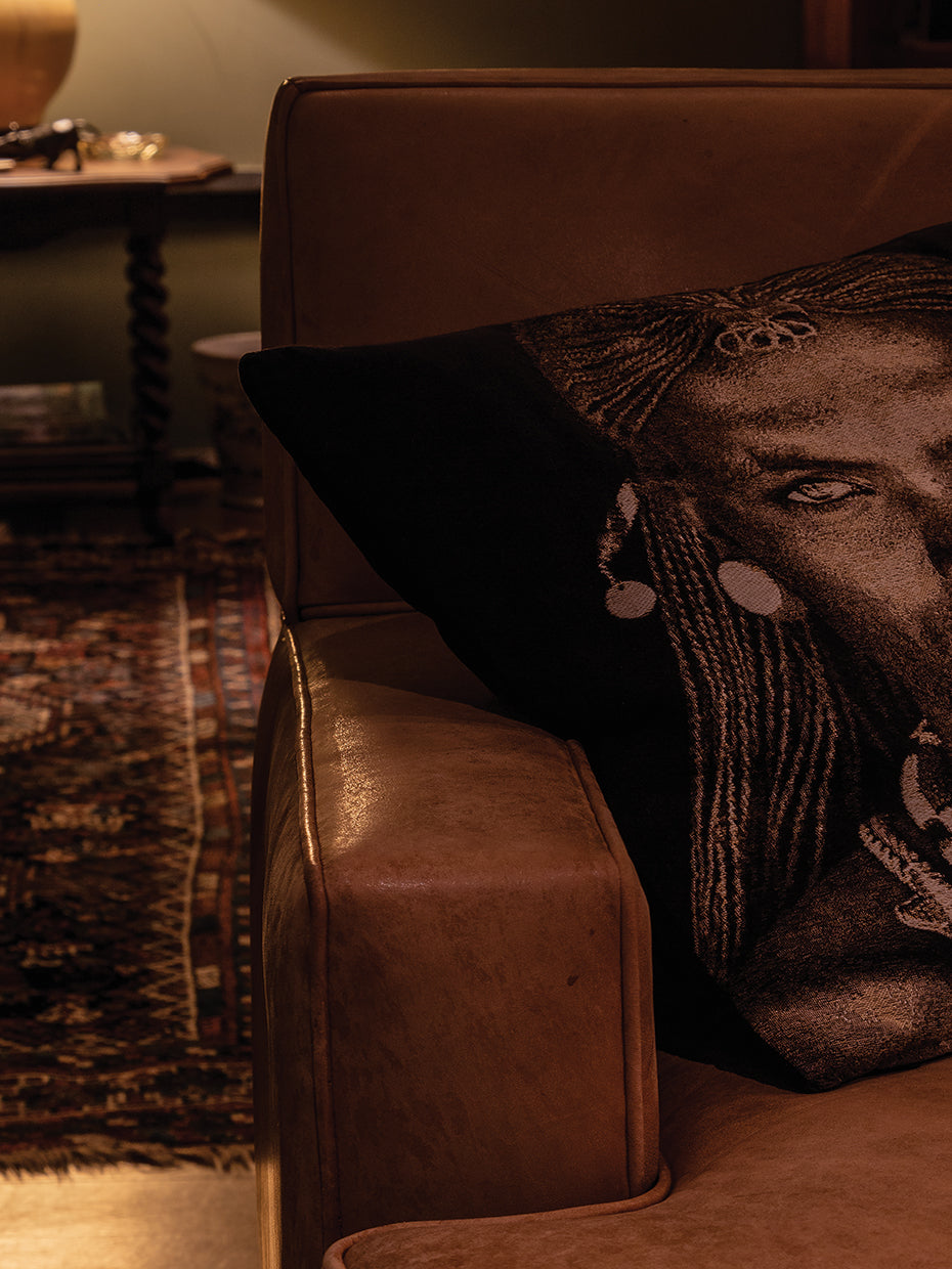 The Gentlemans Club 11