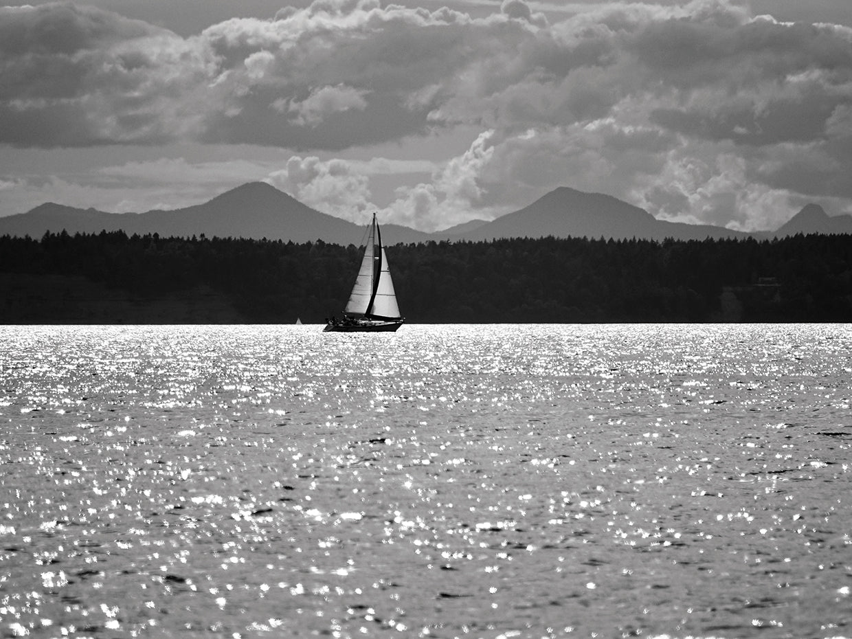 Sailing in the Island