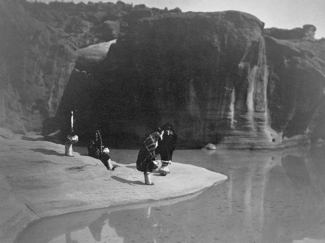 Acoma Water carriers