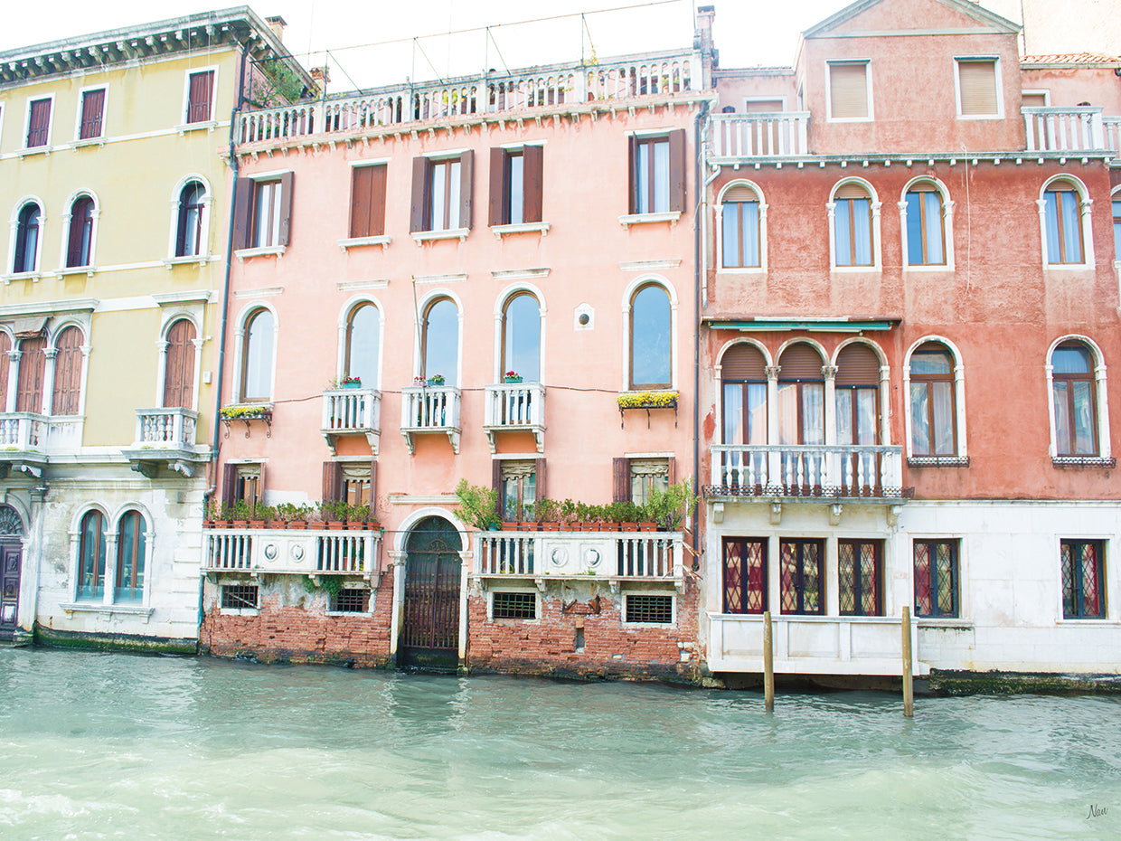 Canal Building II