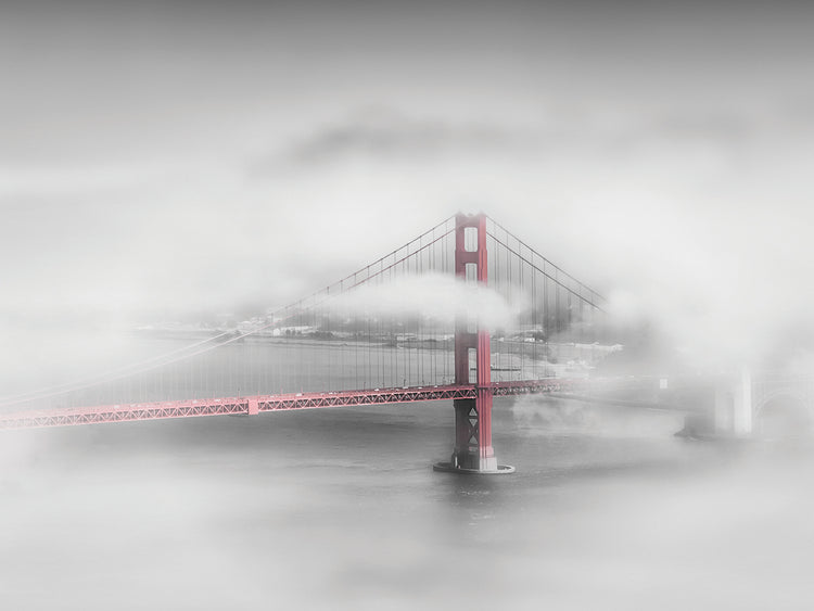 Foggy Golden Gate Bridge | colorkey