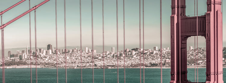 Golden Gate Bridge Panorama | urban vintage style