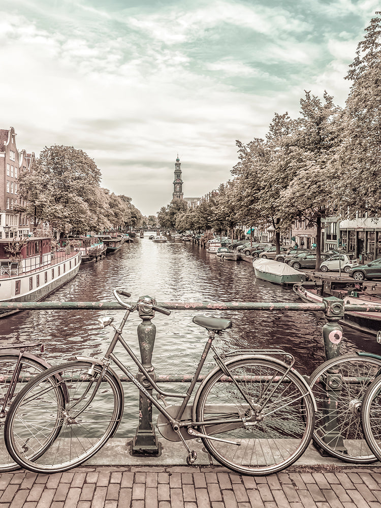 Typical Amsterdam | urban vintage style