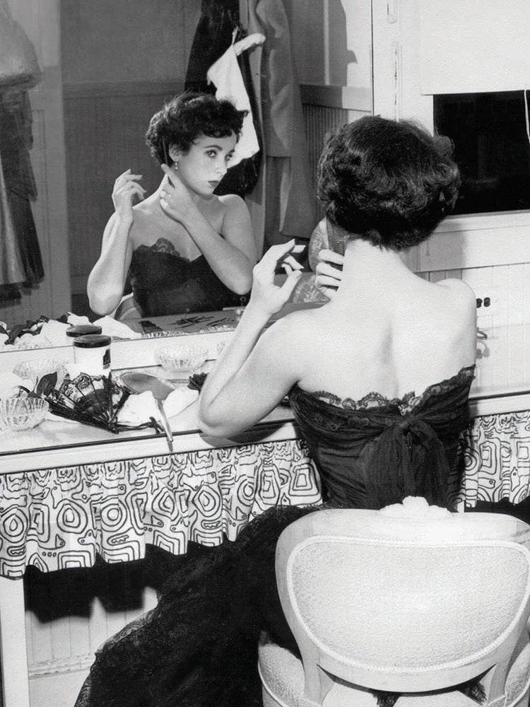 Elizabeth Taylor 1951 behind the Scenes ˜A Place in the Sun