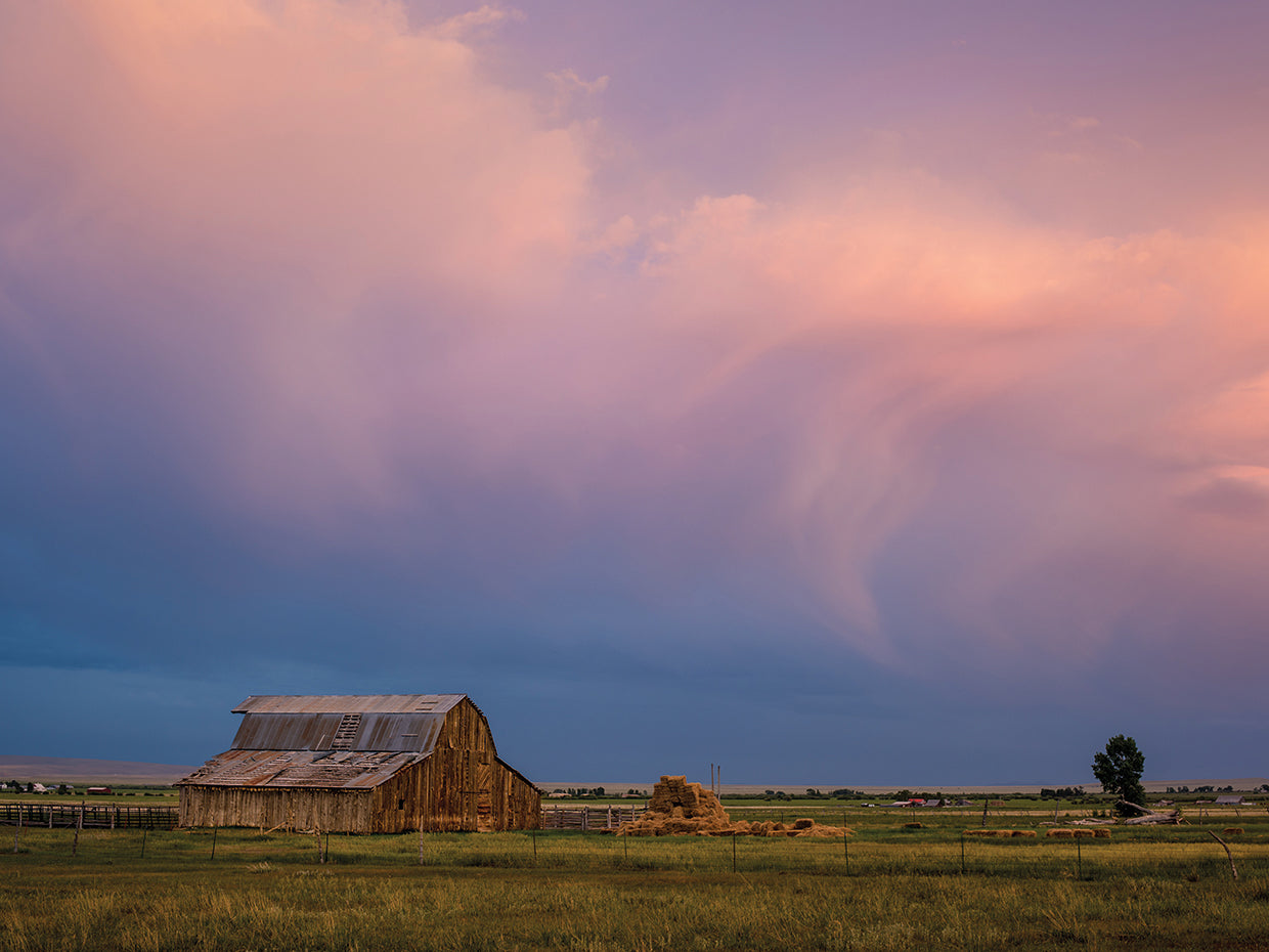 Stormy Barn 03