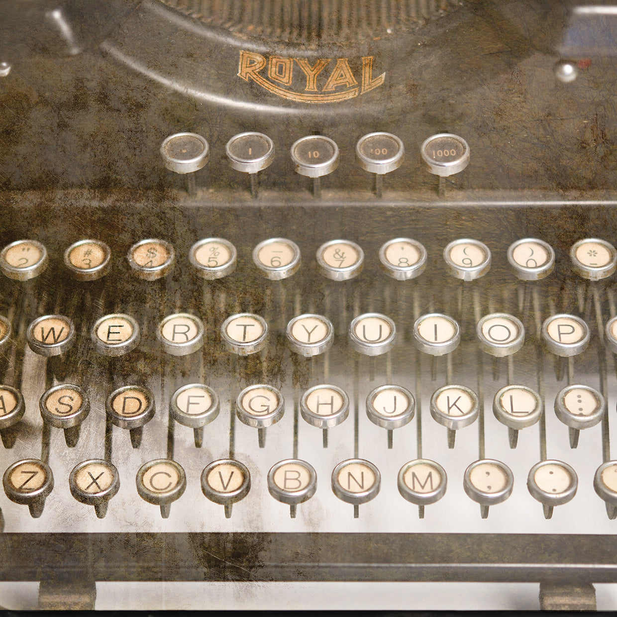 Typewriter 02 Royal keys 2