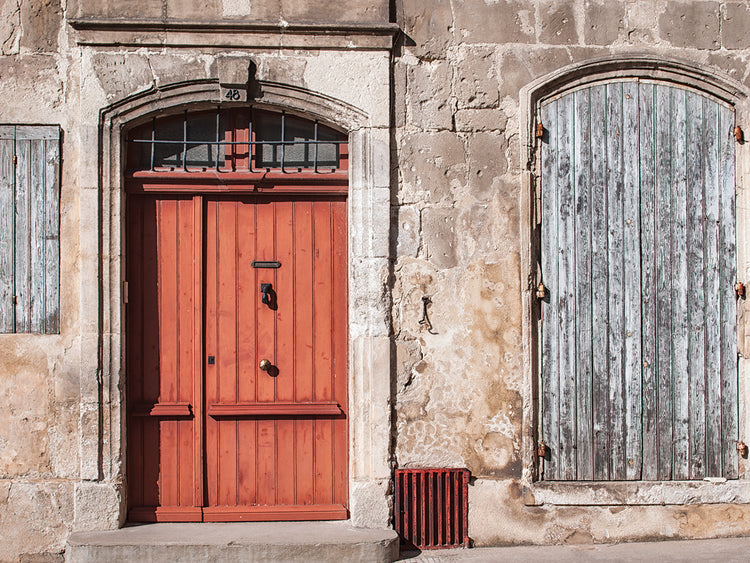 Arles Facade