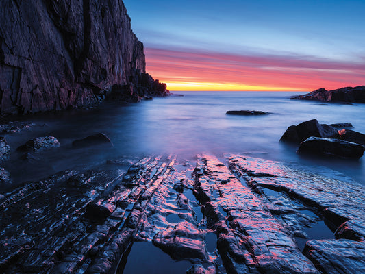 Dawn on the Rocks