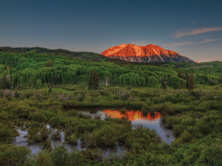 Amanecer de primavera en East Beckwiith Mountain Canvas Art