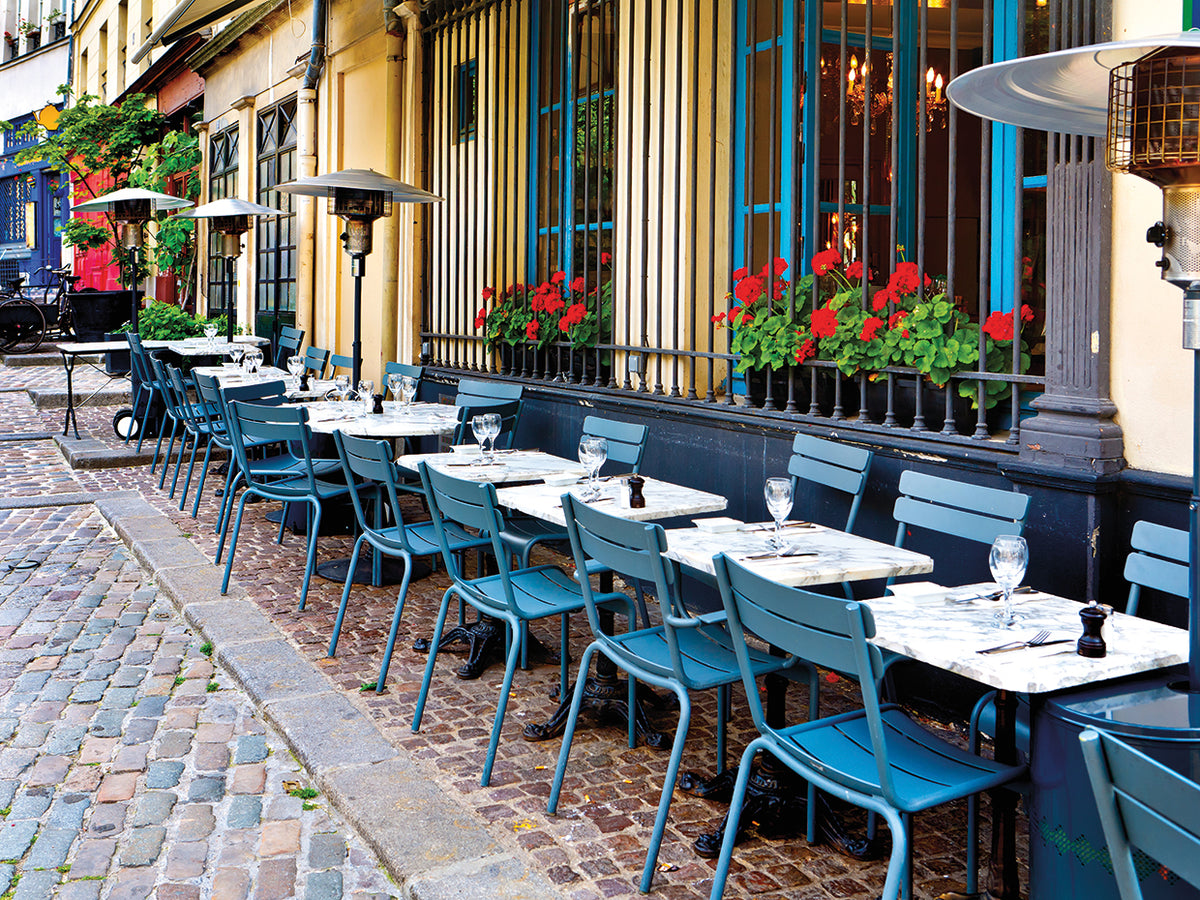 Blue Chair Cafe in Paris