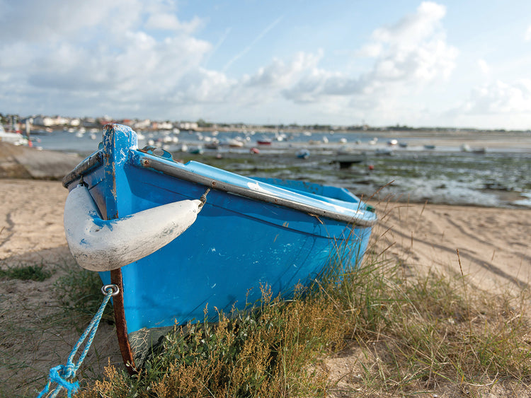 Sandy Bottom Blue Boat