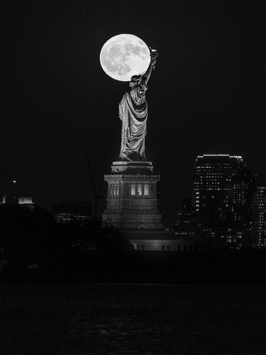Full Moon New York