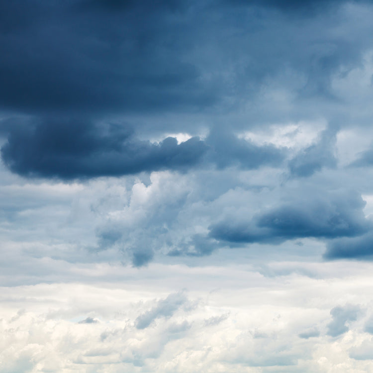 Arte de lienzo de nubes de lluvia de verano