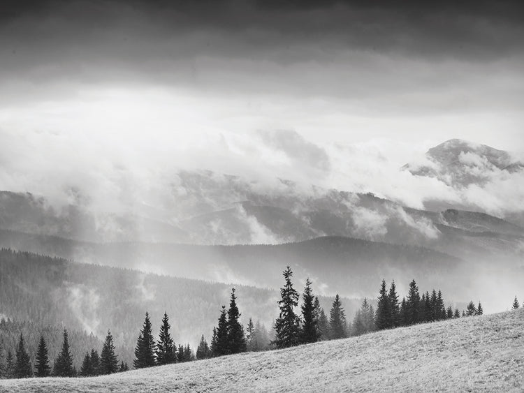 Después de la tormenta Foggy Mountains Canvas Art