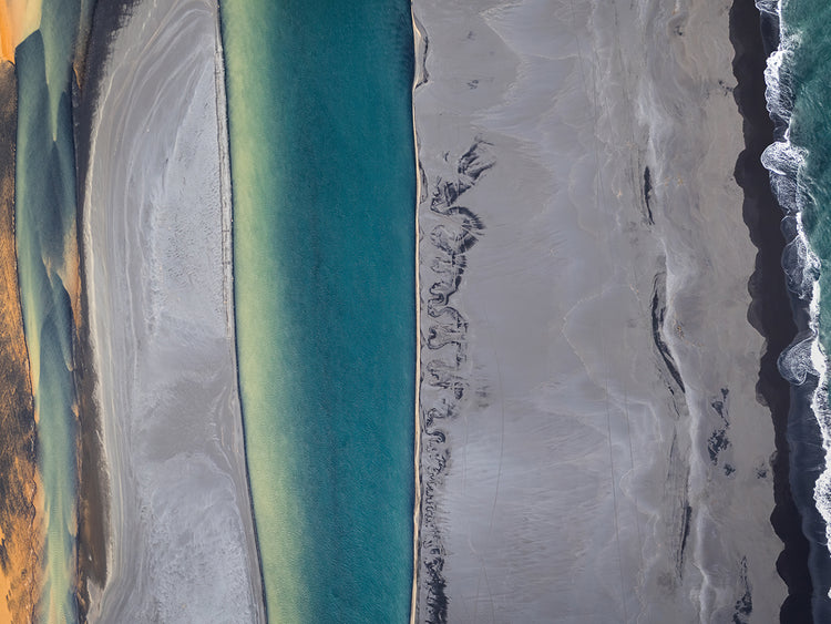 Macua - Icelandic coastline