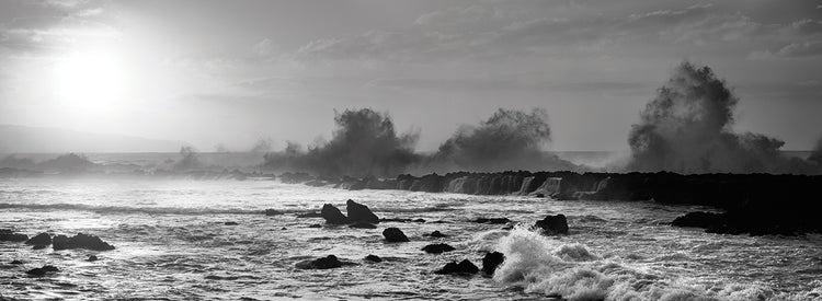 North Shore Breaking