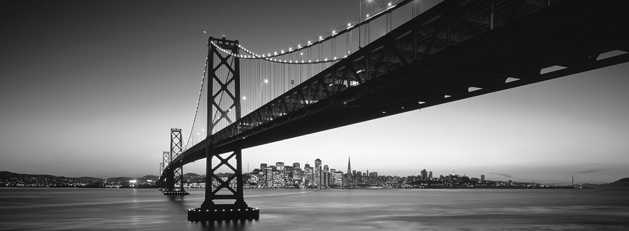Destellos del puente de la bahía Lienzo