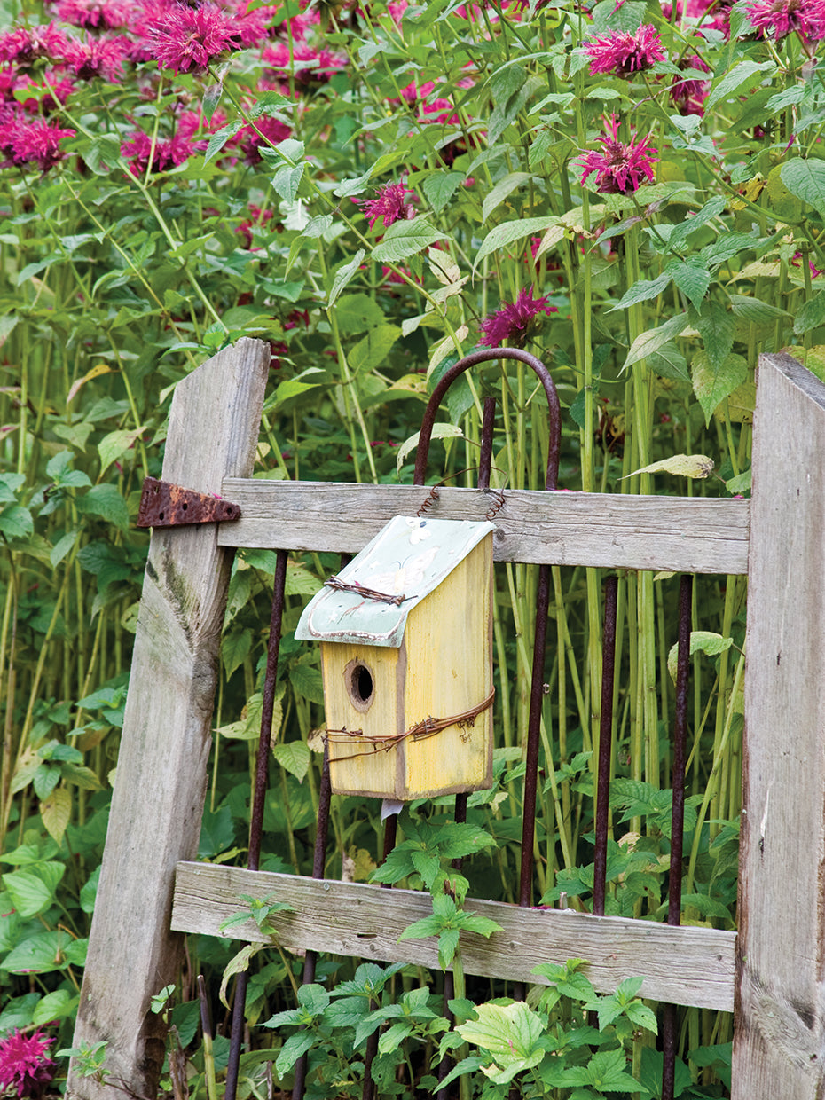Rustic Garden Birdhouse