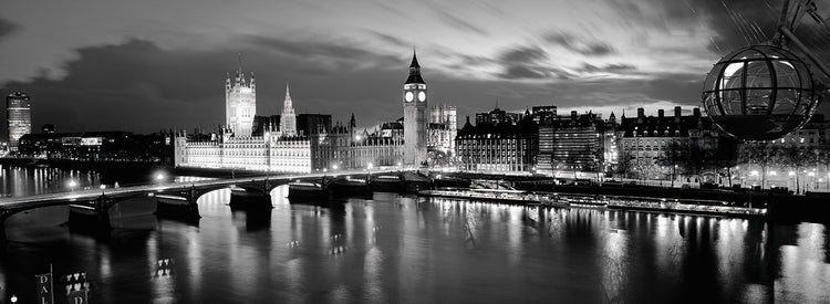 Big Ben Chimes Midnight