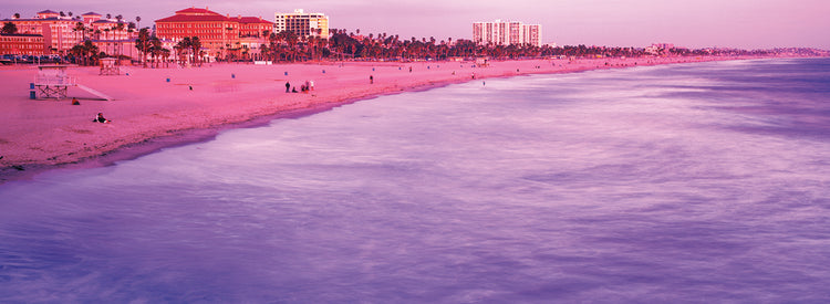 Santa Monica Tourists