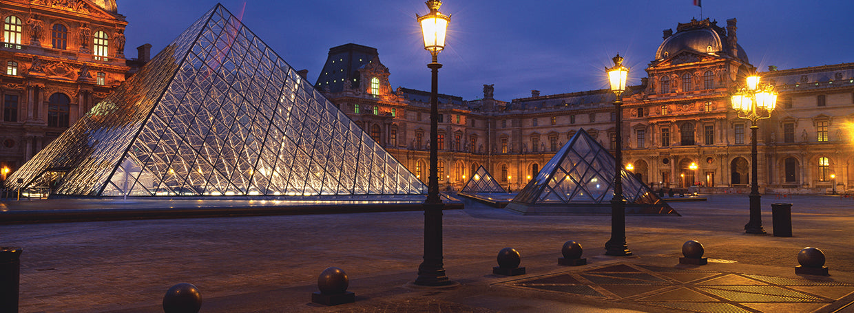 Luces de la pirámide del Louvre Lienzo