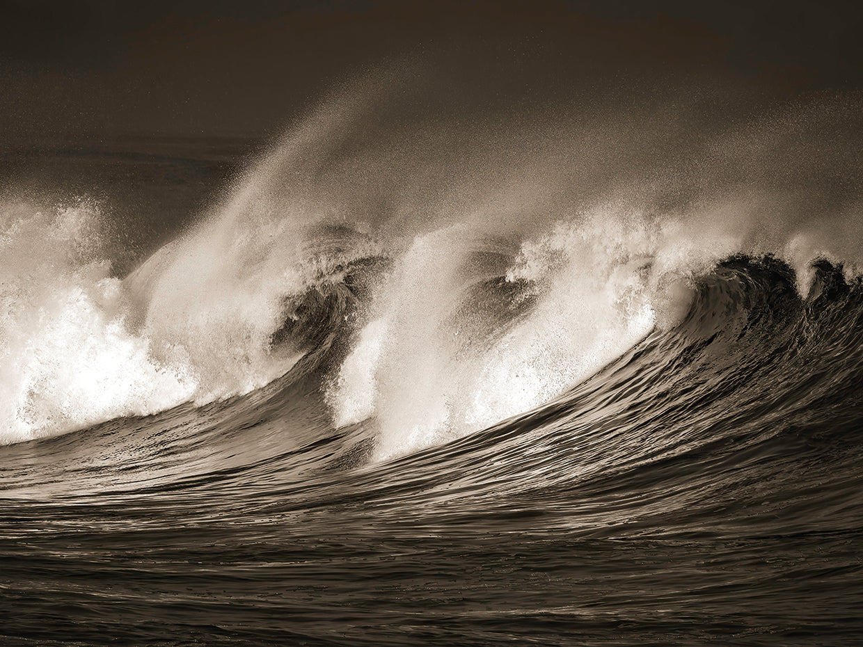 Waves of Ho'okipa, Maui