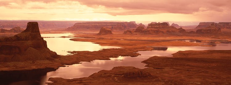 Puesta de sol dorada del lago Powell Lienzo