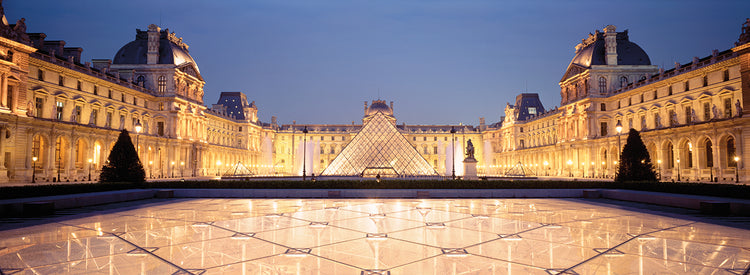 Las luces de la pirámide del Louvre Lienzo
