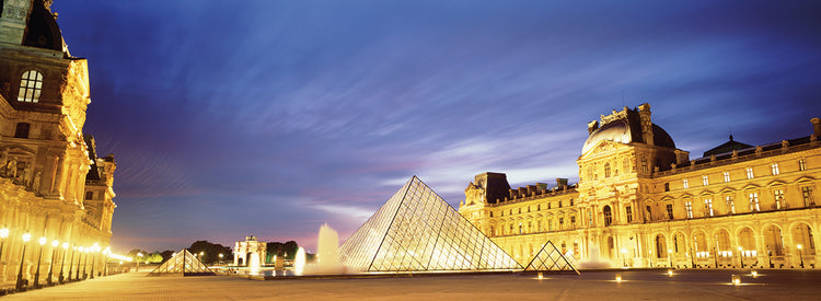 Luces en el Louvre Lienzo