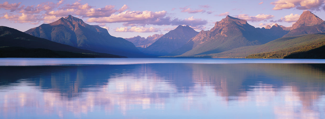 Reflejo en el lago McDonald Lienzo