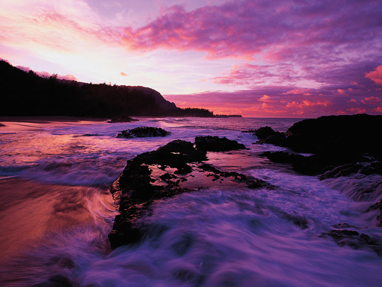 Pink Dusk at Lumahai Beach