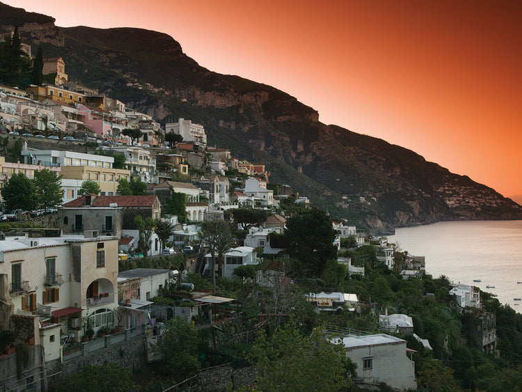 Ciudad en la ladera, Campania Lienzo